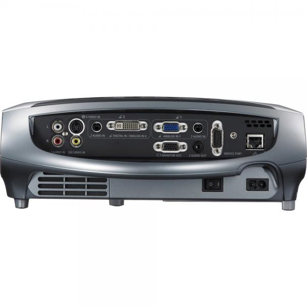 Проэктор Canon и переносной экран Draper 46995-2